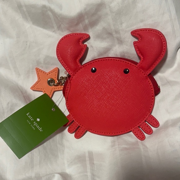 kate spade Handbags - Kate Spade Crab Coin Purse with Star 🦀